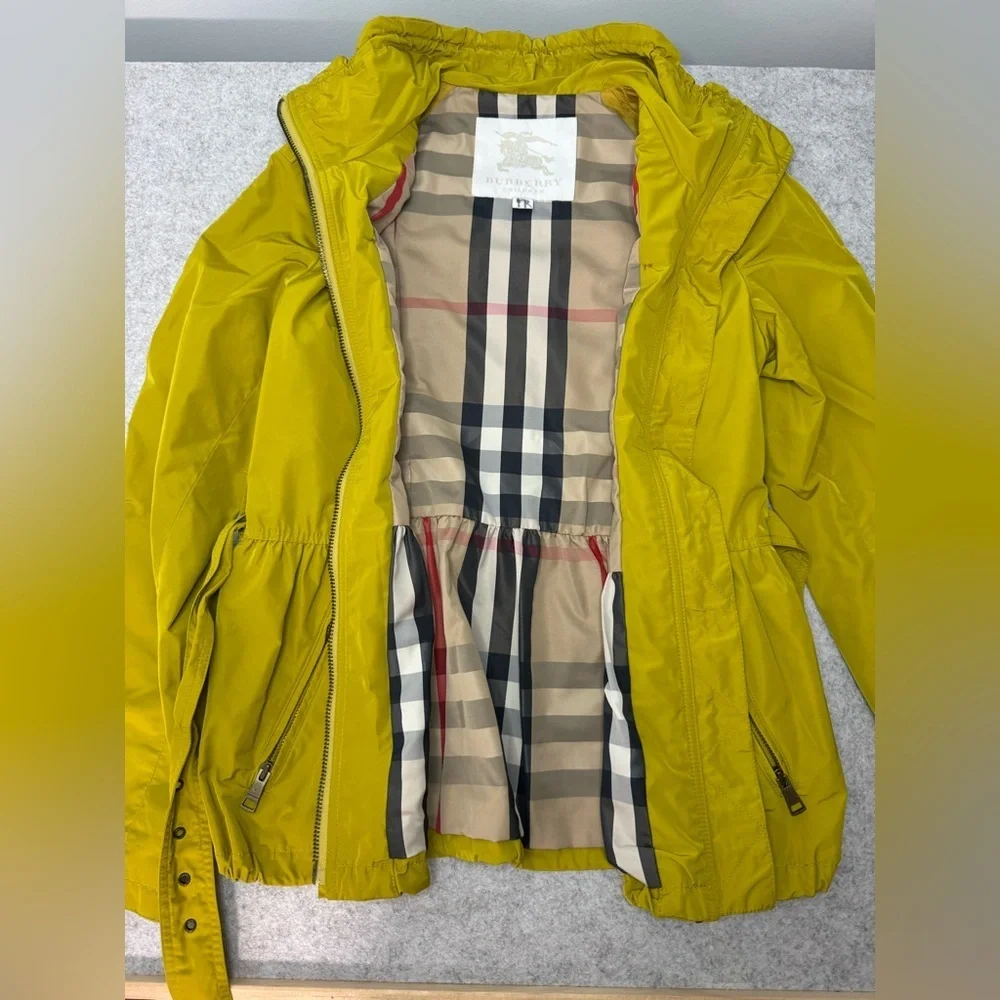 Burberry Girls Light Jacket Mustard Citrus Yellow Size 12Y